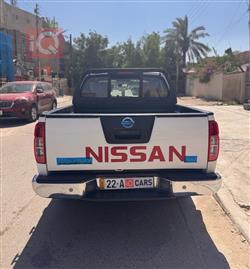 نيسان نافارا